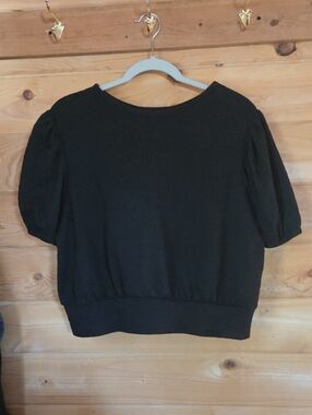 Open Back Bubble Sleeve Top